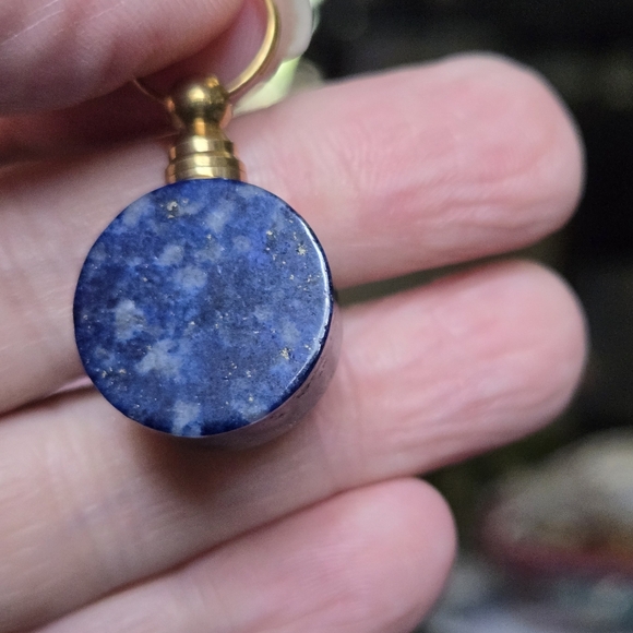 Lapis Lazul crystal bottle pendant LAST ONE! - Picture 4 of 8